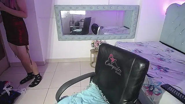 Snapshot of Cordelia_Perlman chatting on October 14, 12:06 pm Cordelia Perlman online show from October 14, 12:06 pm