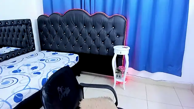 Cordelia Perlman online show from April 19, 1:32 pm