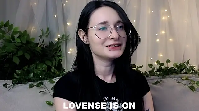 DarcyAspacio online show from February 12, 11:38 am