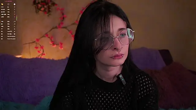 DarcyAspacio online show from April 23, 11:09 am