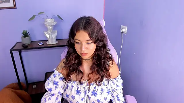 SweetVenuss  online show from September 20, 12:28 pm