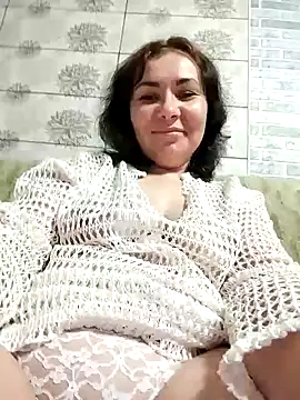 Mia24Blove online show from October 18, 7:47 pm