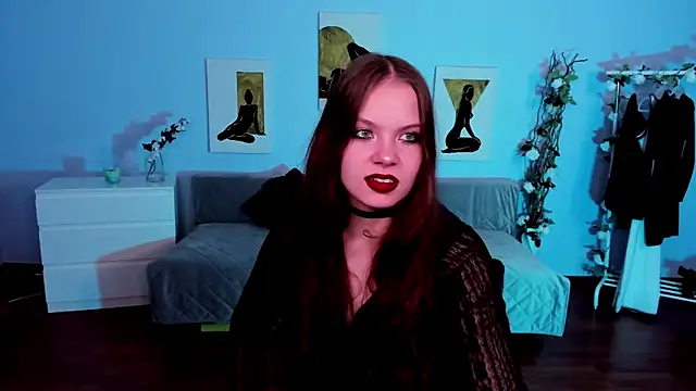 BetsyKiss online show from March 18, 5:05 pm