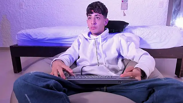 j martony online show from October 1, 11:49 am