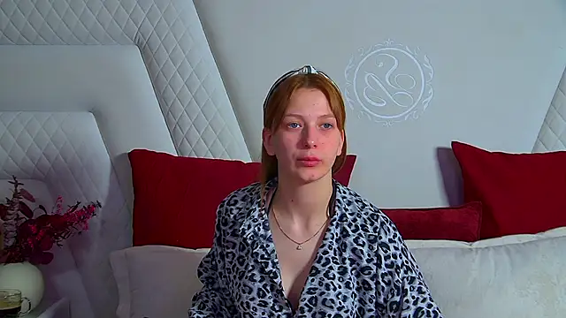 BeatriceBinoche online show from November 17, 6:46 pm