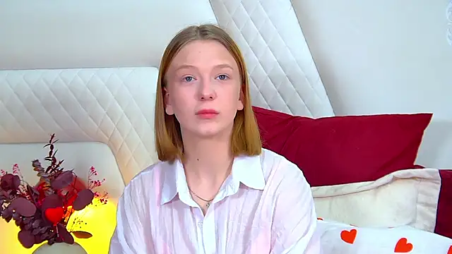 BeatriceBinoche online show from March 24, 6:29 am