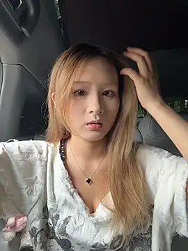 yuki june online show from May 17, 8:12 am