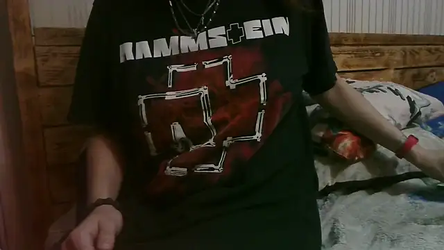 EthelsLover online show from October 15, 7:25 pm