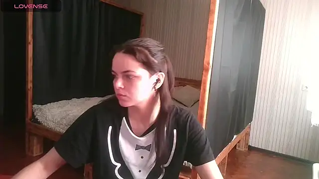 EthelsLover online show from January 19, 9:24 am