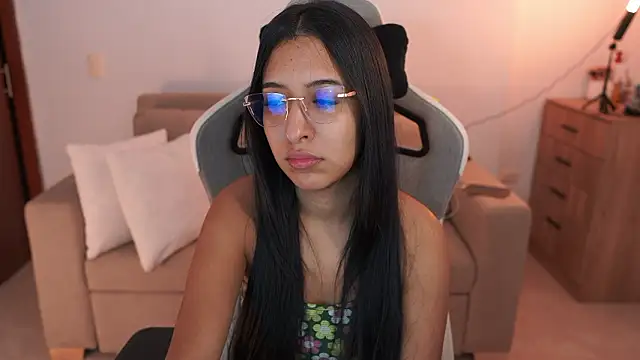 Valerygomez02 online show from March 8, 1:48 pm