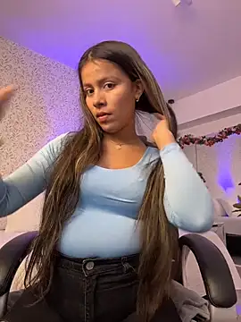 EMILIIA RICHTER   online show from March 25, 7:31 pm