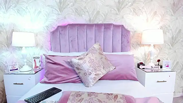 SamyySwet online show from November 24, 1:00 pm