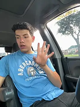Snapshot of mattebret11 chatting on October 2, 6:15 pm mattebret11 online show from October 2, 6:15 pm
