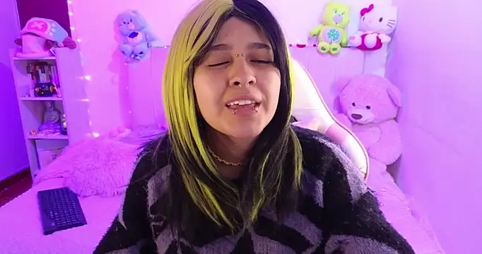 NekoWaifu online show from February 24, 1:42 pm