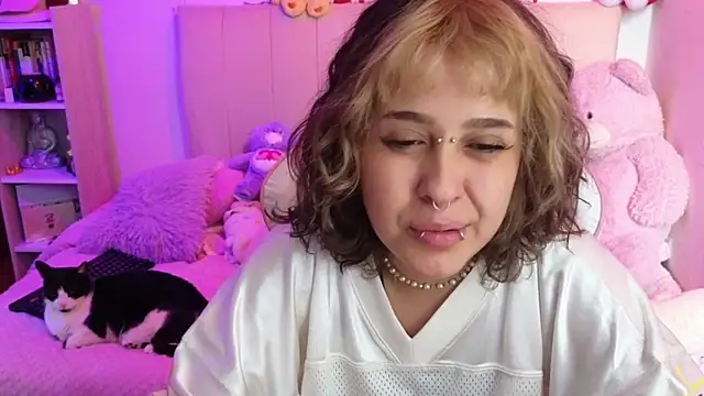 NekoWaifu online show from March 16, 2:43 pm