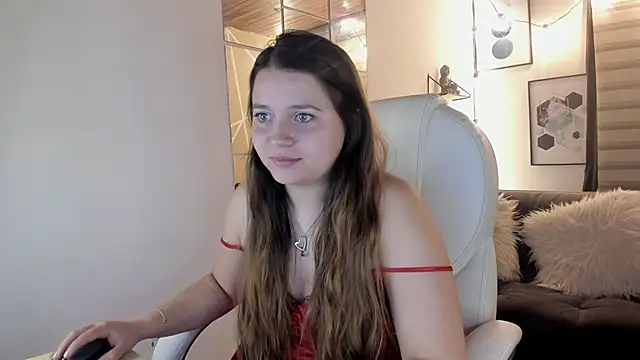 sophiee09  online show from October 11, 3:10 pm