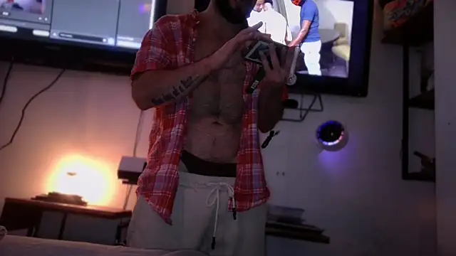 Snapshot of versatilevortex chatting on November 28, 5:21 am versatilevortex online show from November 28, 5:21 am