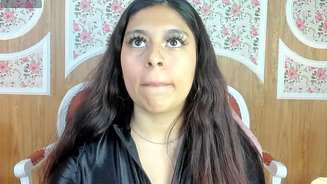 Snapshot of KonnyDesire chatting on October 1, 12:33 pm KonnyDesire online show from October 1, 12:33 pm