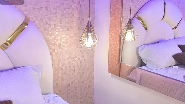 paulina cano online show from October 20, 7:14 pm