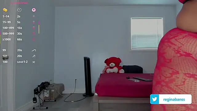 Snapshot of ReginaBans chatting on October 24, 10:28 pm ReginaBans online show from October 24, 10:28 pm