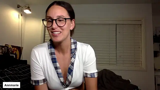 Snapshot of annmarieferrara chatting on September 26, 2:04 am annmarieferrara online show from September 26, 2:04 am
