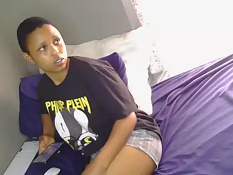 Serafynn online show from September 19, 9:54 am