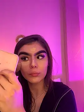 Snapshot of SofiaFontaiine chatting on November 14, 3:49 am SofiaFontaiine online show from November 14, 3:49 am