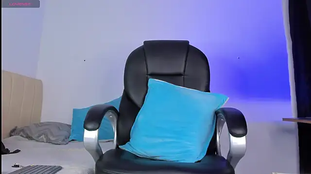 denis munera online show from October 20, 3:56 pm