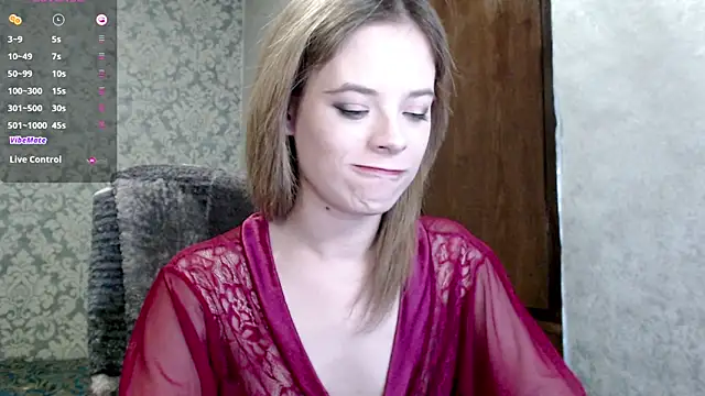 Kate  Loves online show from November 27, 6:21 pm