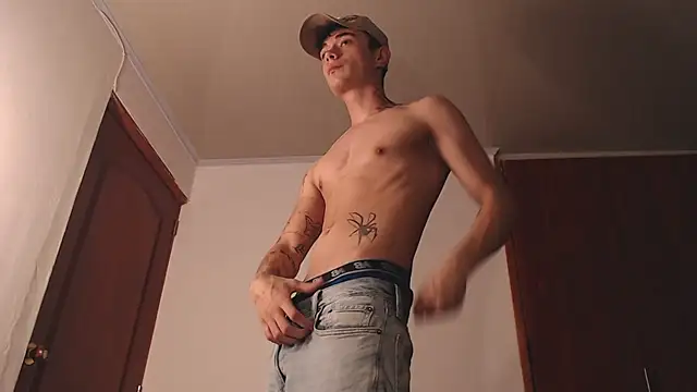 Snapshot of jaico_santos chatting on November 25, 11:05 pm jaico santos online show from November 25, 11:05 pm