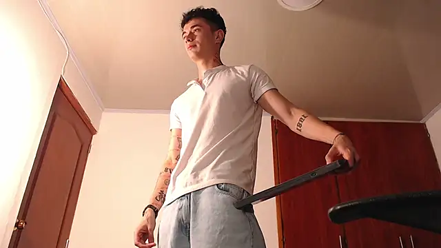 jaico santos online show from December 18, 11:11 pm