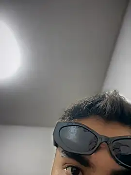 Snapshot of tomy_hot20 chatting on October 11, 8:07 pm tomy hot20 online show from October 11, 8:07 pm