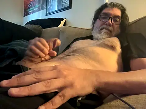 nothingbutagoontime68 online show from September 17, 8:43 pm