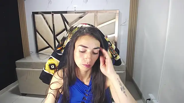 Maily a  online show from October 24, 3:58 am