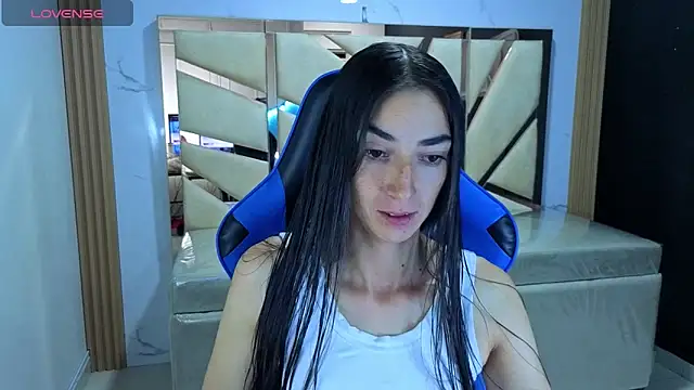 Maily a  online show from March 6, 3:03 am