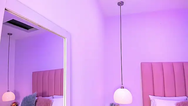 Snapshot of Amy_Ferreira chatting on October 6, 3:26 am Amy Ferreira online show from October 6, 3:26 am