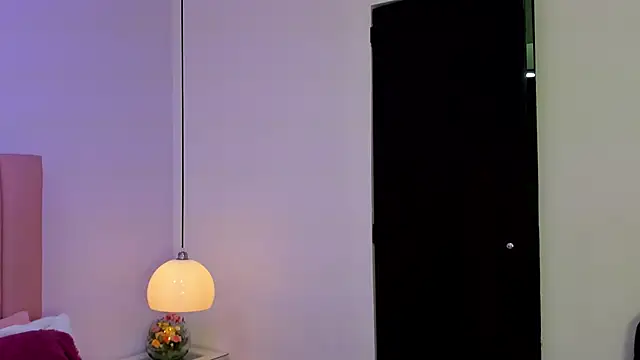 Snapshot of Amy_Ferreira chatting on October 11, 3:28 am Amy Ferreira online show from October 11, 3:28 am