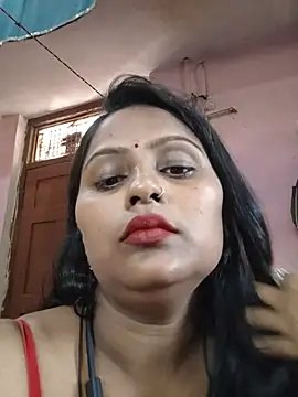 Jasmine Januja online show from June 11, 9:07 am