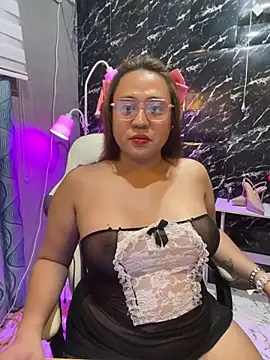 Snapshot of 1aquaticangel69 chatting on June 18, 9:25 am 1aquaticangel69 online show from June 18, 9:25 am