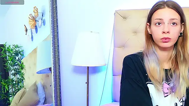 CoraVex online show from September 18, 4:36 am