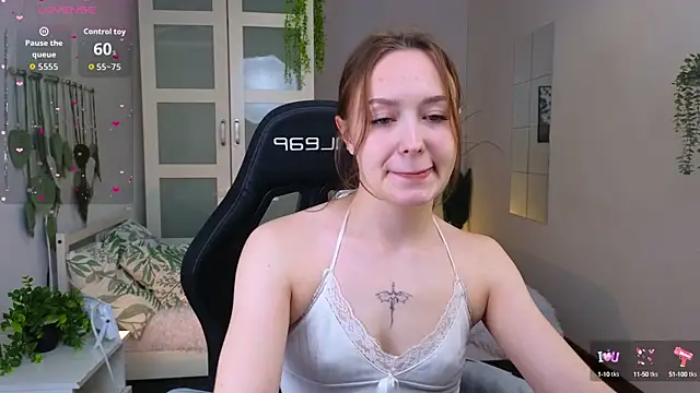 Snapshot of selin_selin chatting on October 1, 4:40 am selin selin online show from October 1, 4:40 am