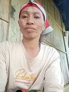 donna-bae online show from September 16, 7:31 am