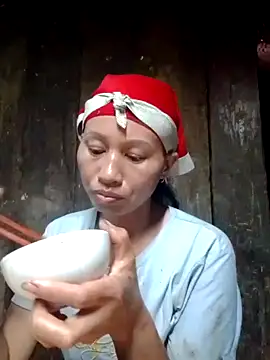 donna-bae online show from October 20, 11:54 am