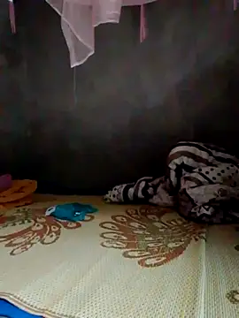 donna-bae online show from April 19, 10:58 am