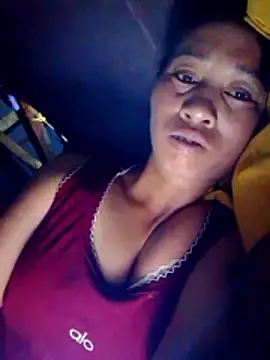 donna-bae online show from April 20, 7:15 pm