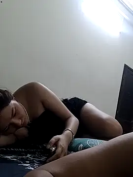 MaiHoang2k online show from September 24, 7:28 pm