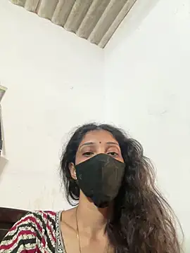 sweetreddy-02 online show from December 15, 6:39 am