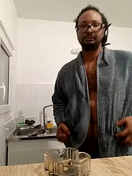 romero115 online show from March 25, 10:38 pm