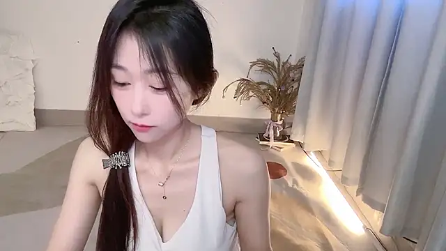 Snapshot of ai-ai-mi chatting on September 20, 2:23 am ai-ai-mi online show from September 20, 2:23 am