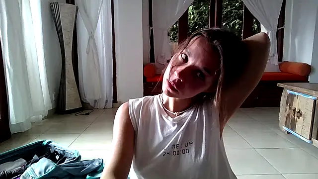 Snapshot of Monika__youthful chatting on April 25, 7:33 am Monika youthful online show from April 25, 7:33 am